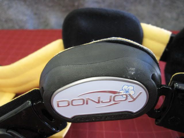 Donjoy Defiance ACL Fource Point Right Knee Brace  